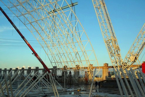 东莞枝江五柳树市场北大门网架工程